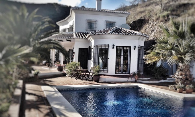 Rio Velez Villa | Dream villa with a breathtaking view of the mountains and the Costa del Sol