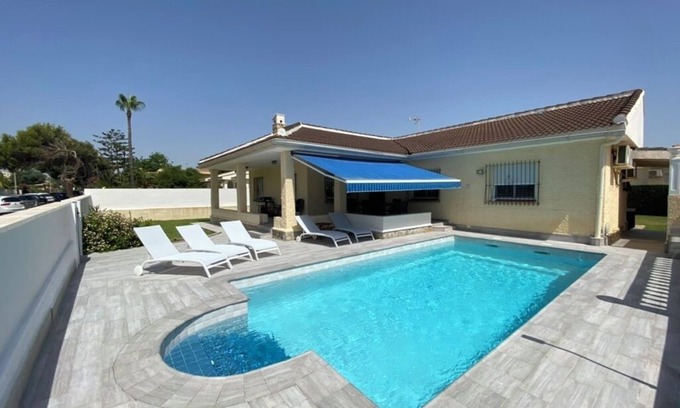 Orihuela Costa Villa | Dream villa with private pool, 50m away. from the beach