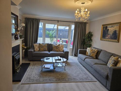 Ongar House | Dreams and Homes -entire home