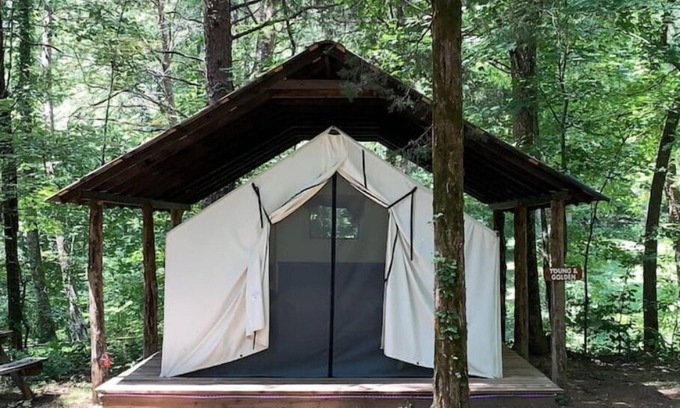 Monticello House | Dreamy Glamping Tent Near Conley Bottom