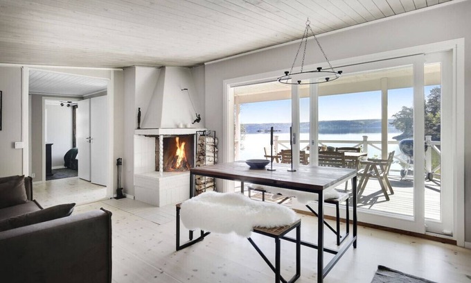 Sodertalje Municipality Apartment | Dreamy House w. Private Dock by Sea
