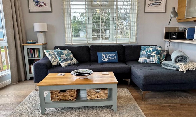 Salcombe Apartment | Driftwood Lodge