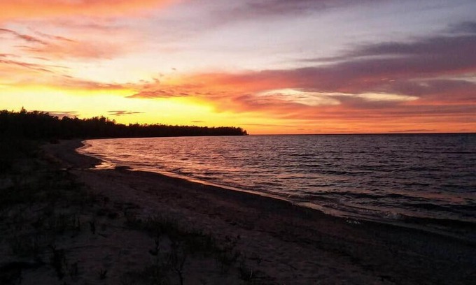Rogers City Hotel | Driftwood Motel