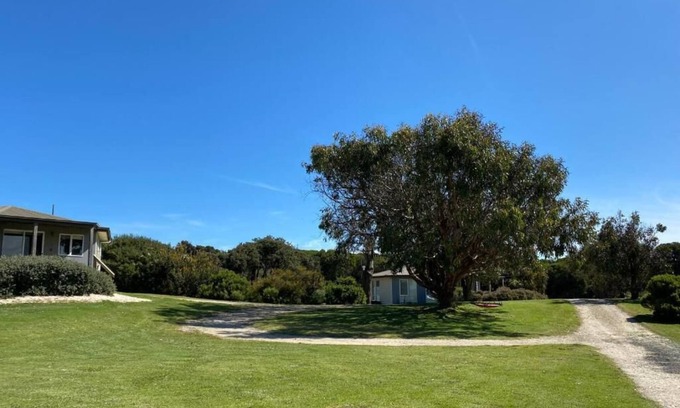 Sandy Point House | Driftwood Villas Banksia