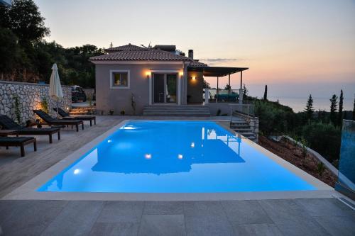 Agios Nikitas Villa | Drimonari Villas