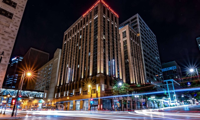 East Town Hotel | Drury Plaza Hotel Milwaukee Downtown