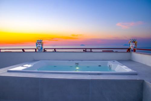 Acquedolci Apartment | Duca d'Aosta Terrace, Skypool & Sauna