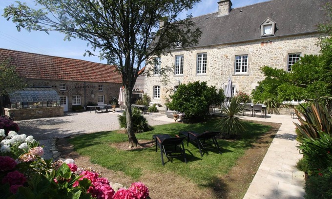 Tamerville Cottage | Duckerie 55 pers 5 Cottages : Jacuzzi, 15min Sea