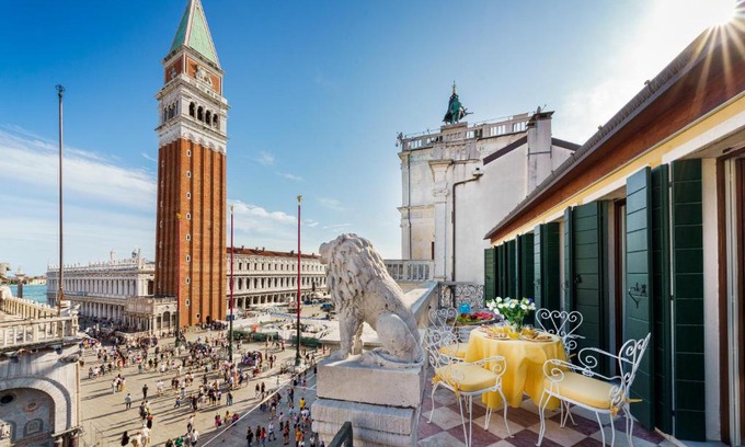 San Marco Apartment | Due Leoni Terrace In St Mark's Square