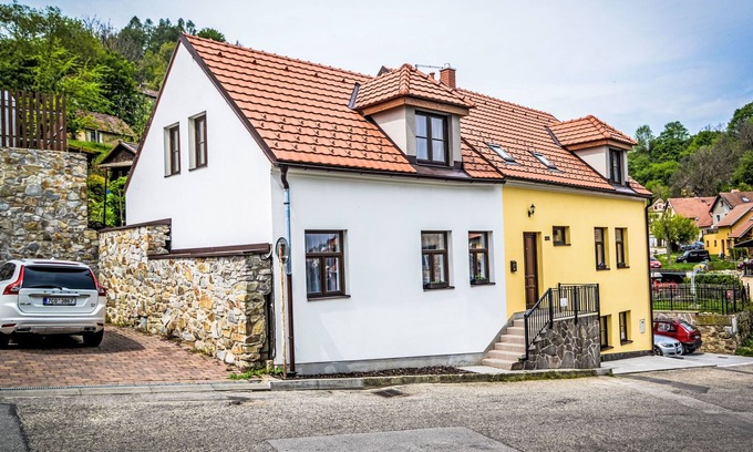 Cesky Krumlov House | Dueta Apartment by Interhome