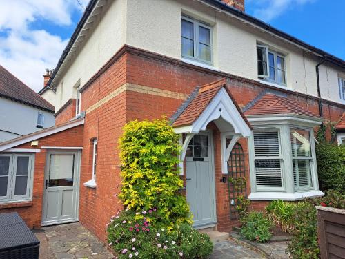 Minehead House | Dumble Cottage