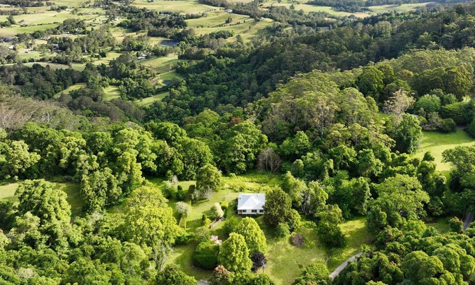 Beaumont House | Dunrose Cottage - Mountain top cottage with amazing views!