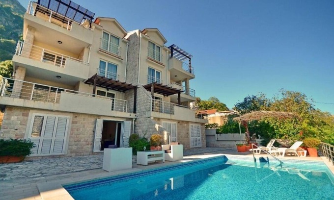 Muo Apartment | Duplex Apartment
