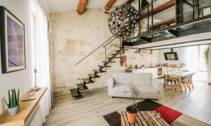Avignon City Centre Apartment | Duplex climatisé centre ancien 7min à pied du palais 6 couchages
