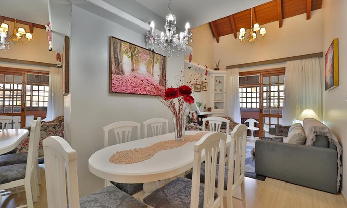 Planalto Apartment | Duplex confortável pertinho do Mini Mundo