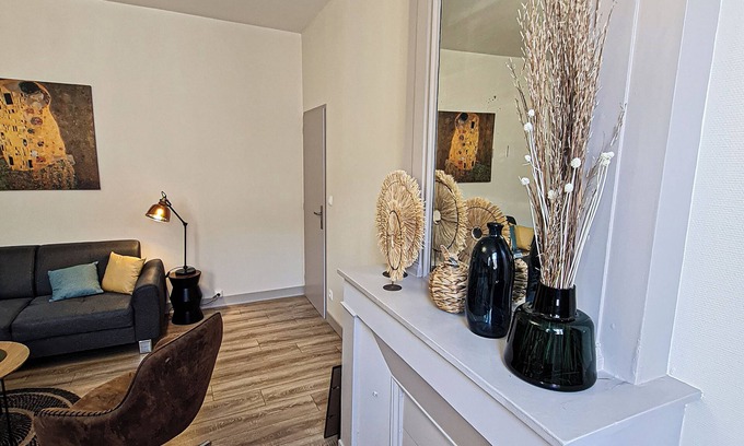 Angouleme Apartment | Duplex Confort Hôtel de Ville. 2 Bedrooms 2 Bathrooms