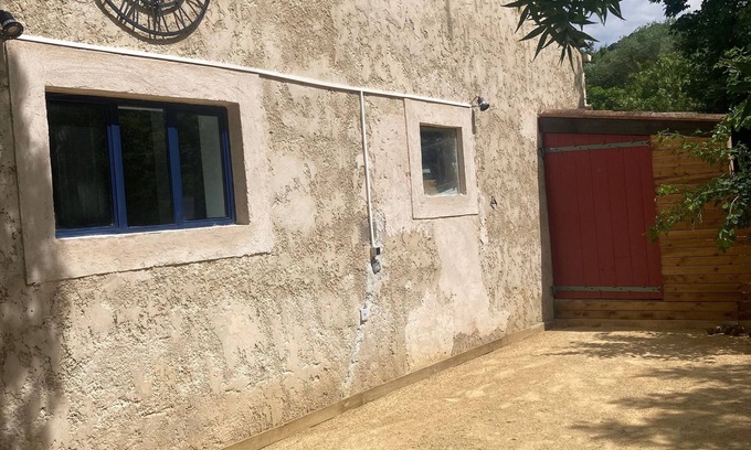 Sisteron Apartment | Duplex, Riviere, natural terrace and boules court.