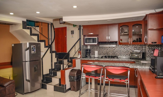 El Poblado Apartment | Duplex Two bedroom AC Hot TUB, Parque Poblado