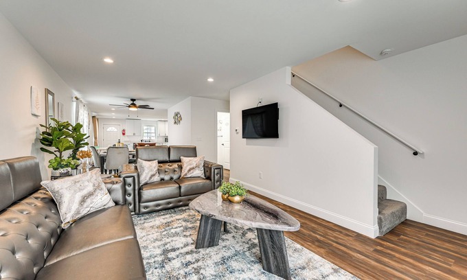 Springfield Condo | Duplex w/Fire Pit ~ 1 Mi to MGM Springfield!