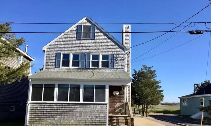 Green Harbor-Cedar Crest House | Duxbury Beach Escape