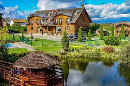 Zblewo Bed & Breakfast | Dworek Tucholski