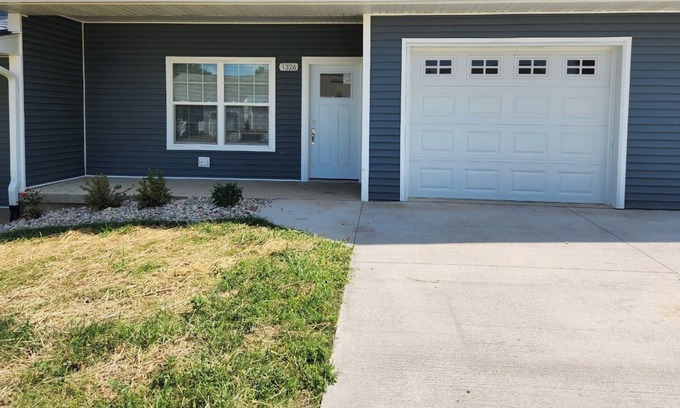 Mount Pleasant House | E. Monroe Creek Condo #2