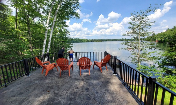 Lac du Flambeau House | Eagle Point Rentals on White Sand Lake