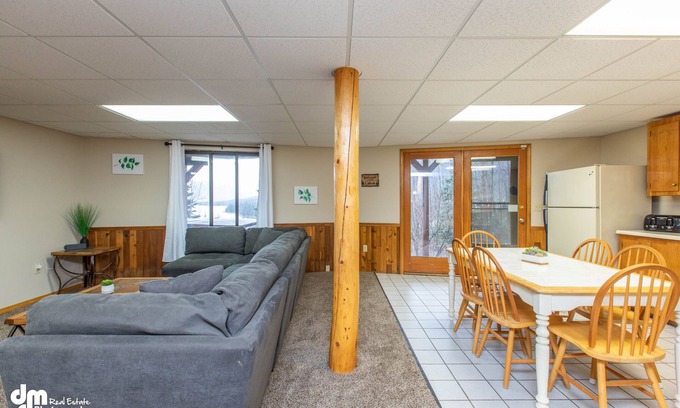 Cooper Landing Cabin | Eagle's Haven - Lower - 2 bedroom, 1 Bath