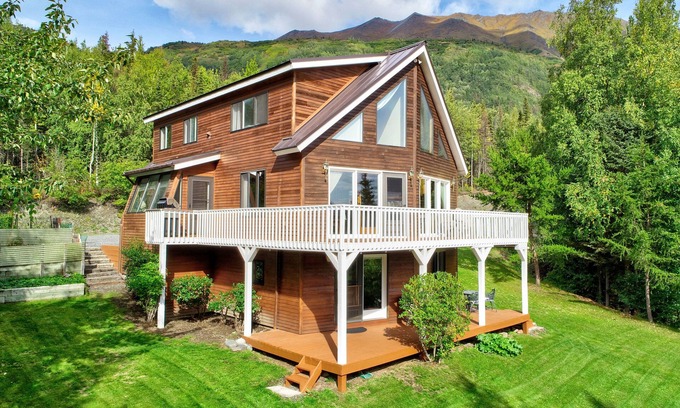 Cooper Landing Cabin | Eagle's Haven - Upper - 4 bedroom, 1.5 Bath