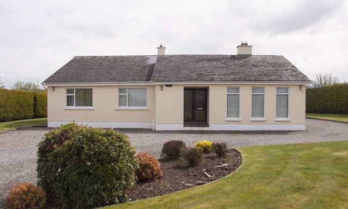 Moone Ski Chalet | Eagle View Holiday Home