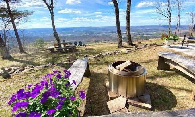 Valley Head Cabin | Eagles Perch Stunning Views Hot Tub