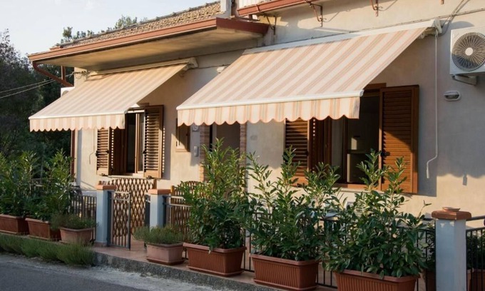 Stella Cilento Apartment | East Apartment