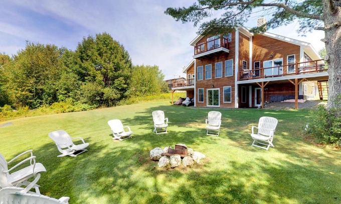 Greenville House | East Cove