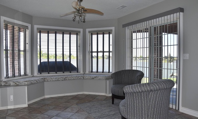 Layton House | East Layton Home with Gorgeous Views