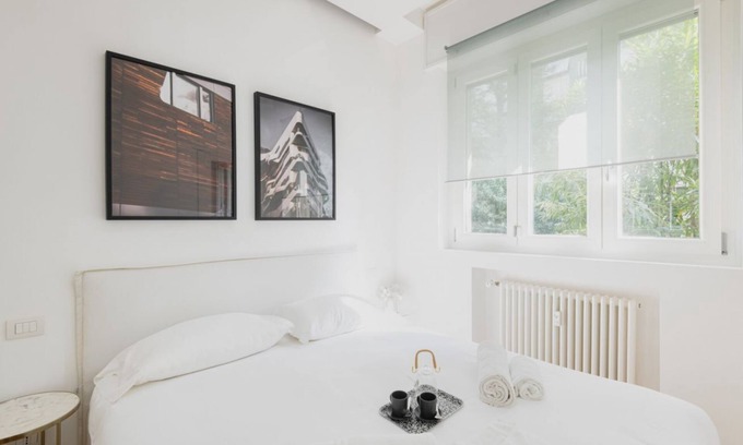 Porta Garibaldi Apartment | Easylife - Elegance and Comfort in the Isola area