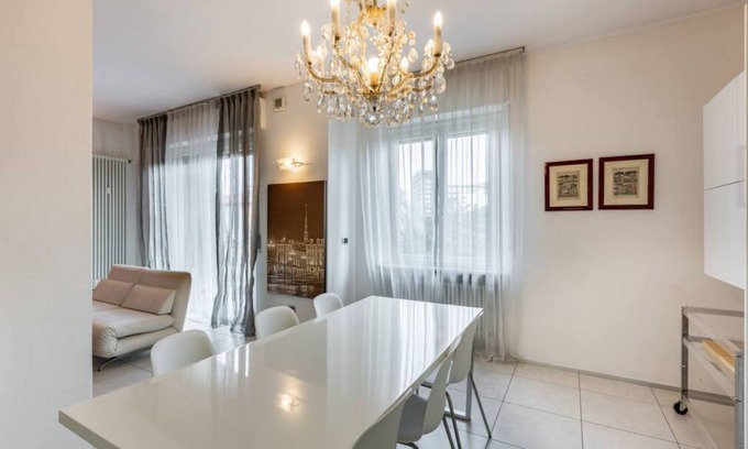 Dergano Apartment | Easylife - Spacious three-room apartment in the Maciachini area