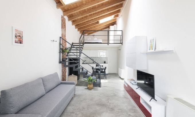 Navigli Apartment | Easylife- Two-level apartment on the Navigli area