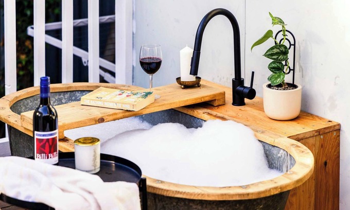Blairgowrie House | Eclectic Cosy Bathhouse | Couples Retreat in Blair