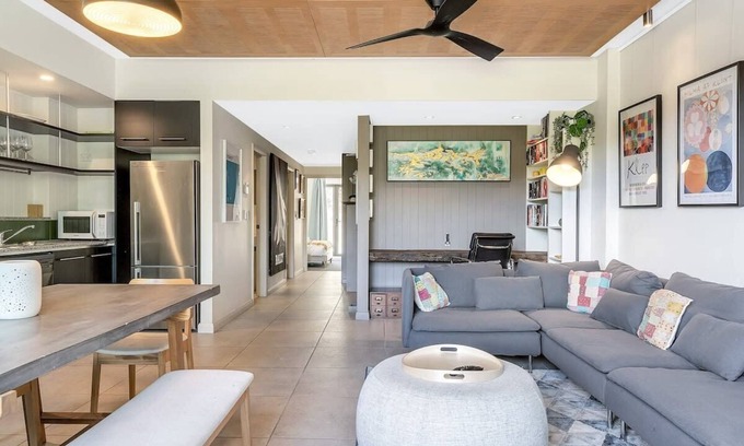 Chippendale Apartment | Eclectic, Perfectly Positioned Apartment