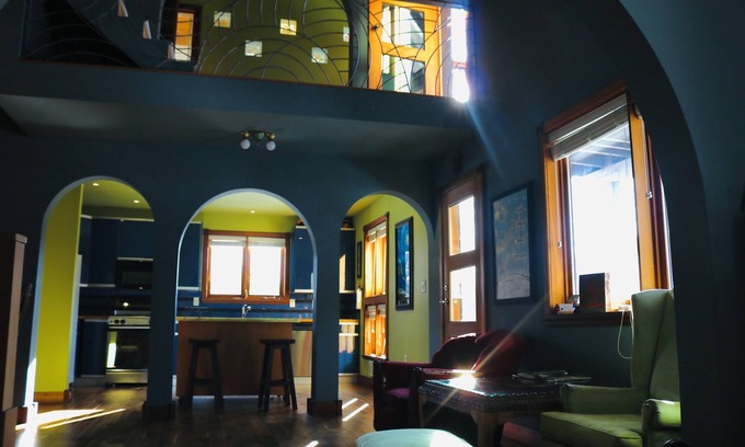 Rossland House | Eclectic Rossland House, Walk to town, Pet friendly