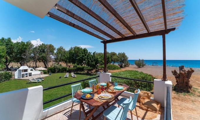 Gennadi Villa | Eco Beachfront Villa