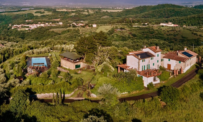 Castelnuovo dei Sabbioni Villa | Eco Villa Valdarno Chianti Private Pool