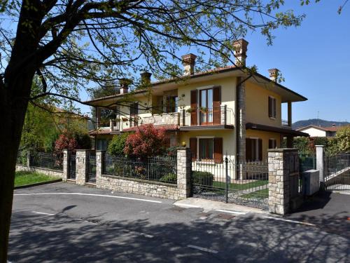 Erbusco Villa | Eco-Villa in Wine Country