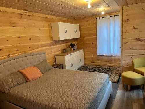 Union Apartment | EcoCottage Private Hot Tub