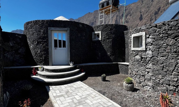 Sao Filipe House | EcoFunco