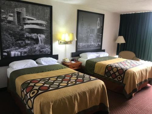 Erie Cabin | Econo Lodge Erie near Casino