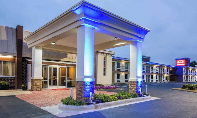 Selma Hotel | Econo Lodge