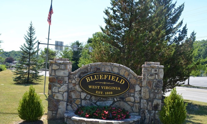 Bluefield Hotel | Economy Inn