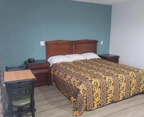 Corning Hotel | Economy inn