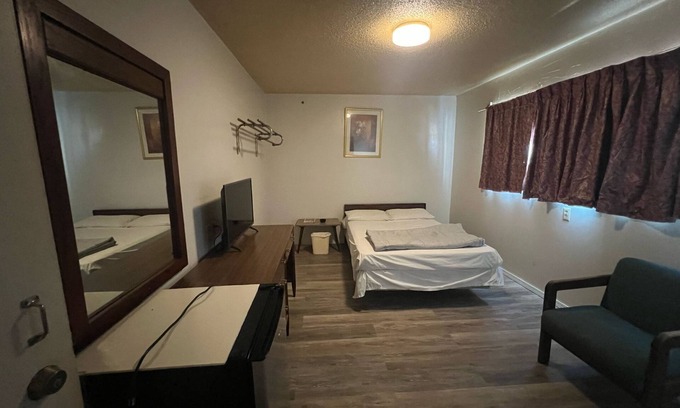 Temple Hotel | Economy Inn